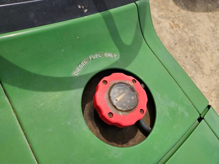 john-deere-650-image-23