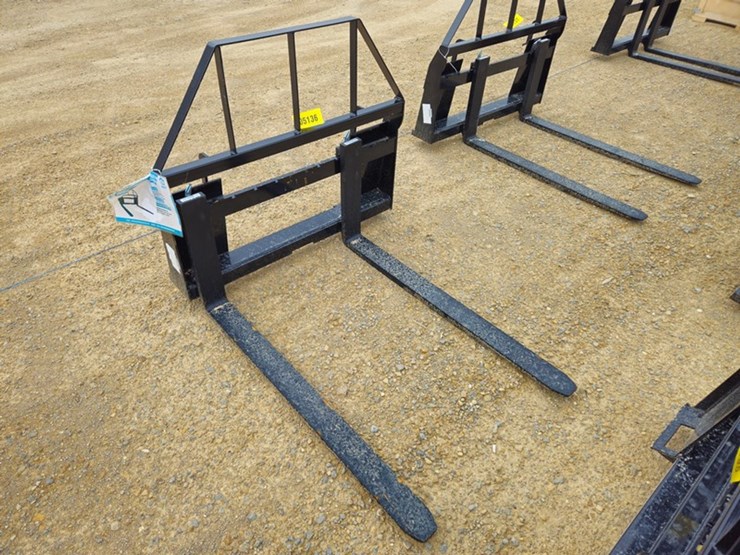 #5136-•-2026-mower-king-sa-48"-pallet-fork-image-7