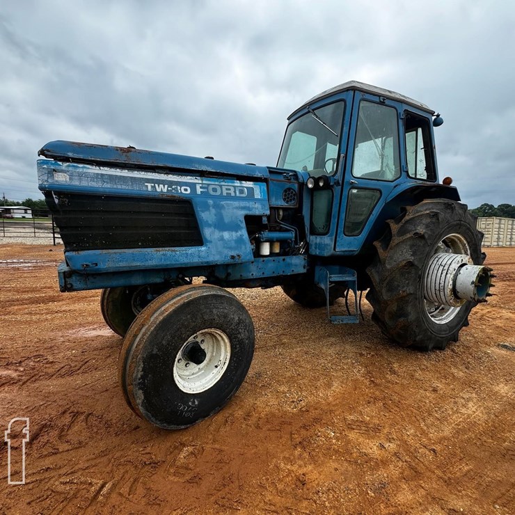 FORD TW30