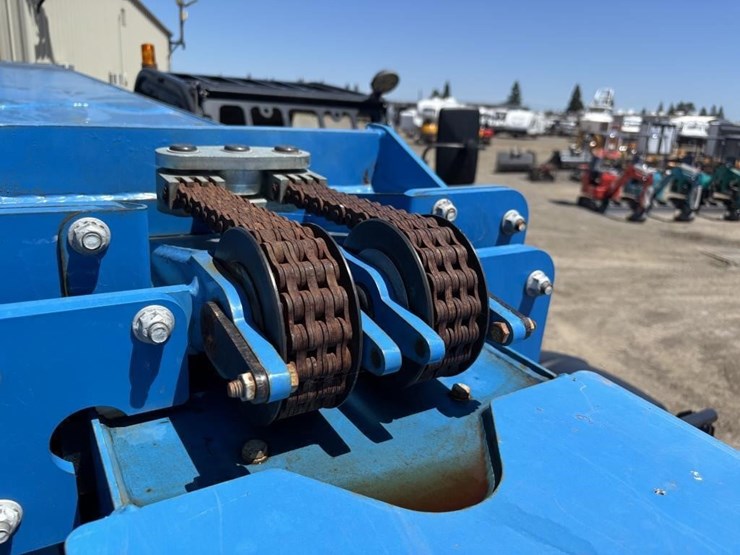 2019-genie-gth844-image-14
