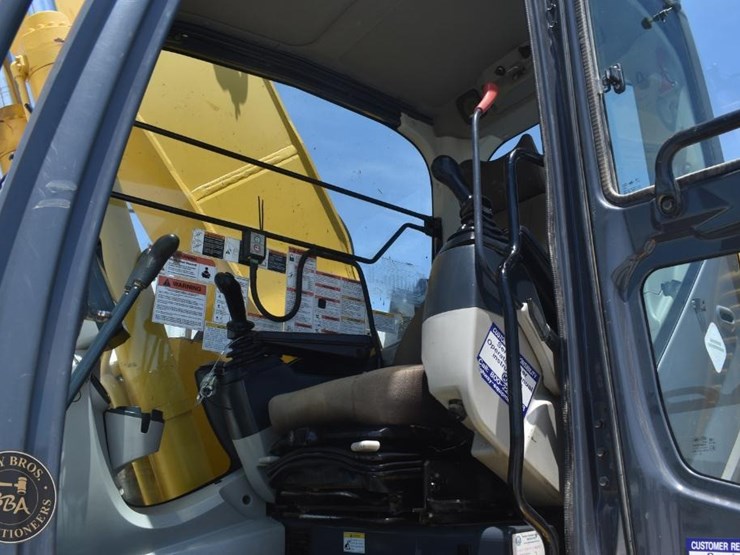 2014-kobelco-sk260sr-lc-3-image-56