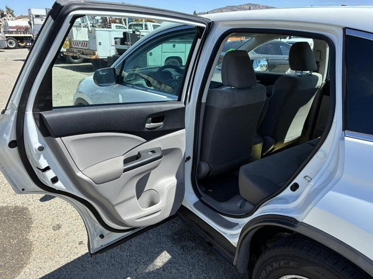 2014-honda-crv-image-12