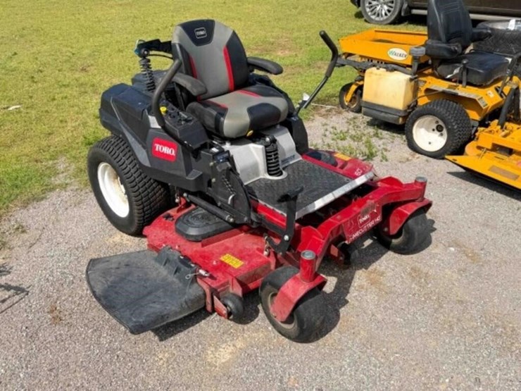 toro-zero-turn-lawn-mower-image-3