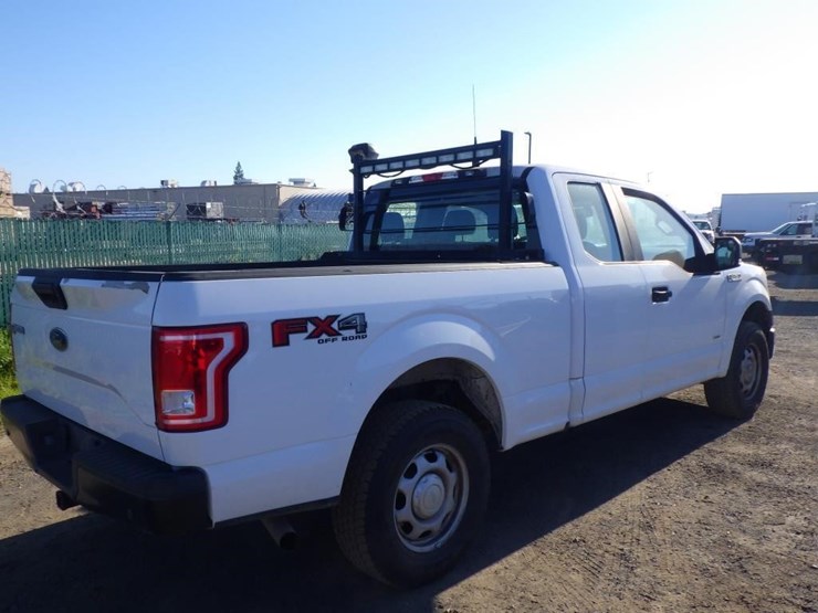 2017-ford-f150-image-4