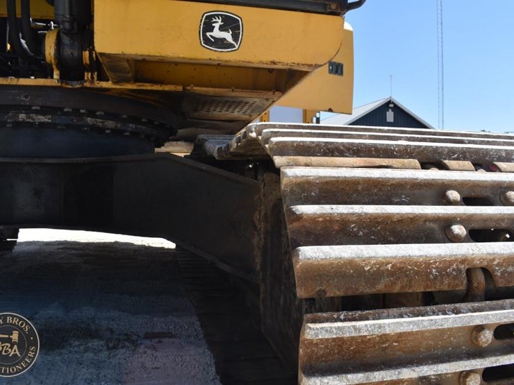2010-deere-350d-lc-image-36