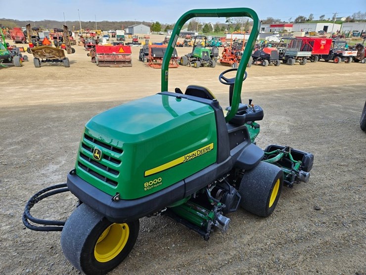 john-deere-8000-image-5