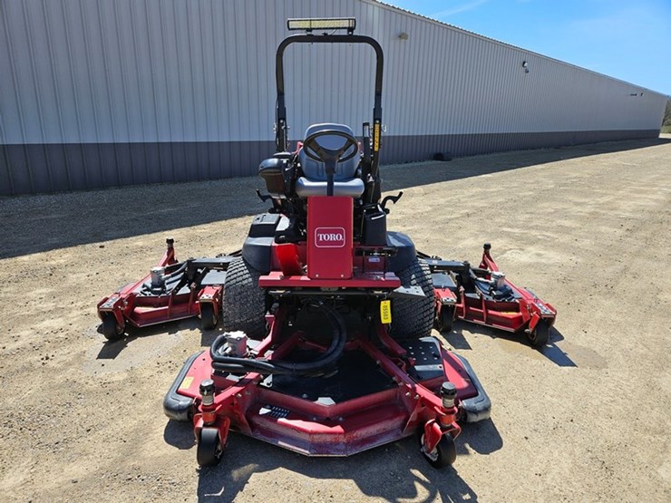 toro-groundsmaster-4000d-image-8