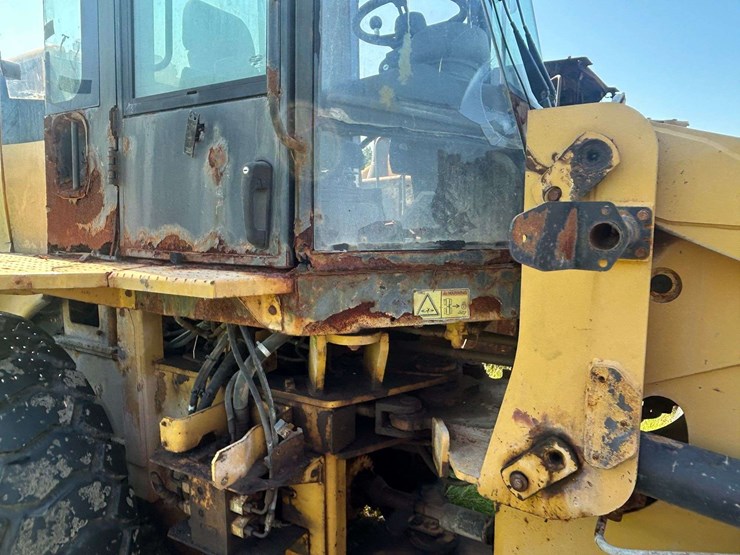 caterpillar-924h-image-12