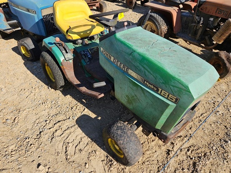 john-deere-185-image-7