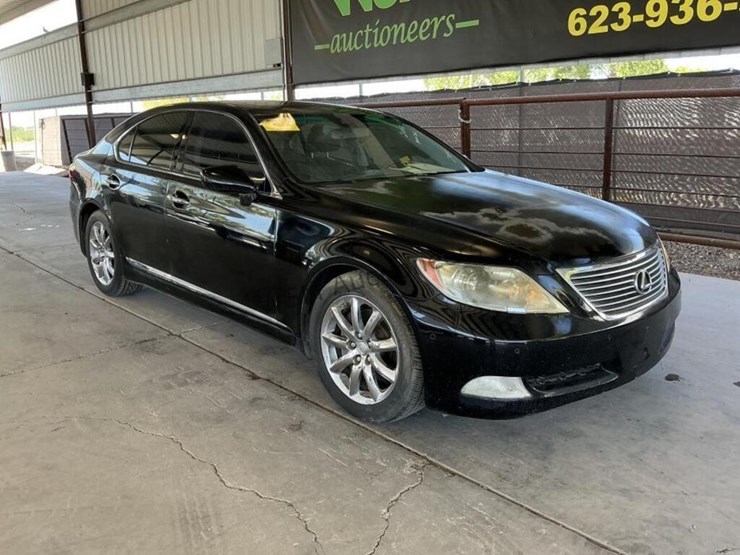 2008-lexus-ls-460-sdn-image-2