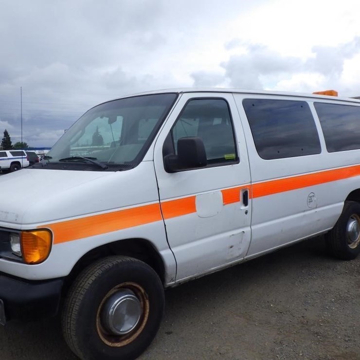 2006 FORD ECONOLINE 350
