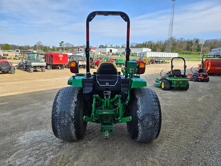 john-deere-4066r-image-4