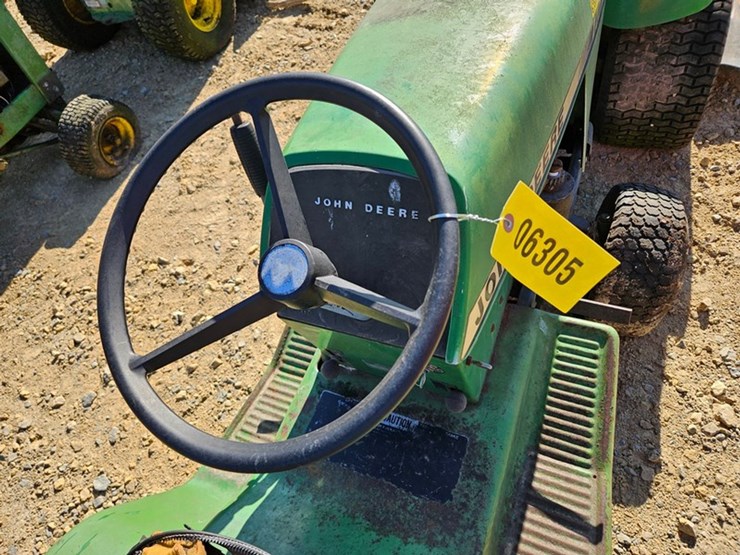 john-deere-111-image-11