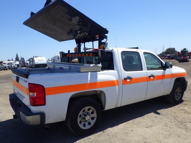 2008-chevrolet-1500-image-3