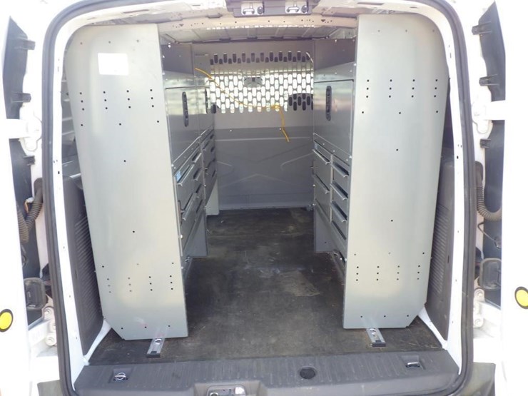 2020-ford-transit-connect-image-9