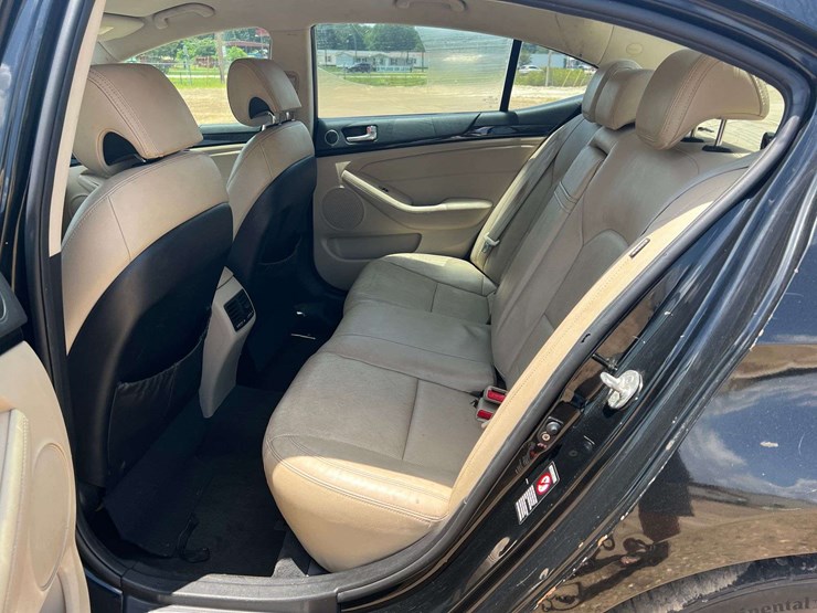 2014-kia-cadenza-4-door-sedan-(155,518-miles)-image-15