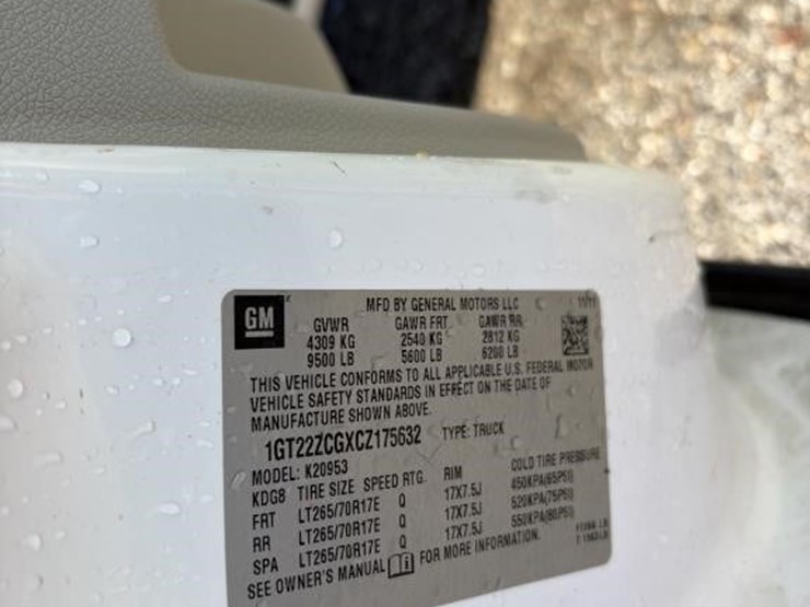 2012-gmc-2500hd-image-18