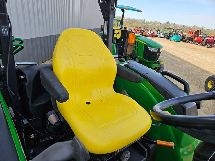 john-deere-4066r-image-24