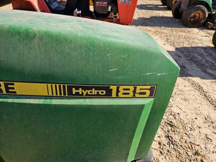 john-deere-185-image-9