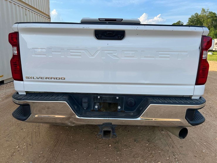 2021-chevrolet-silverado-2500-image-6