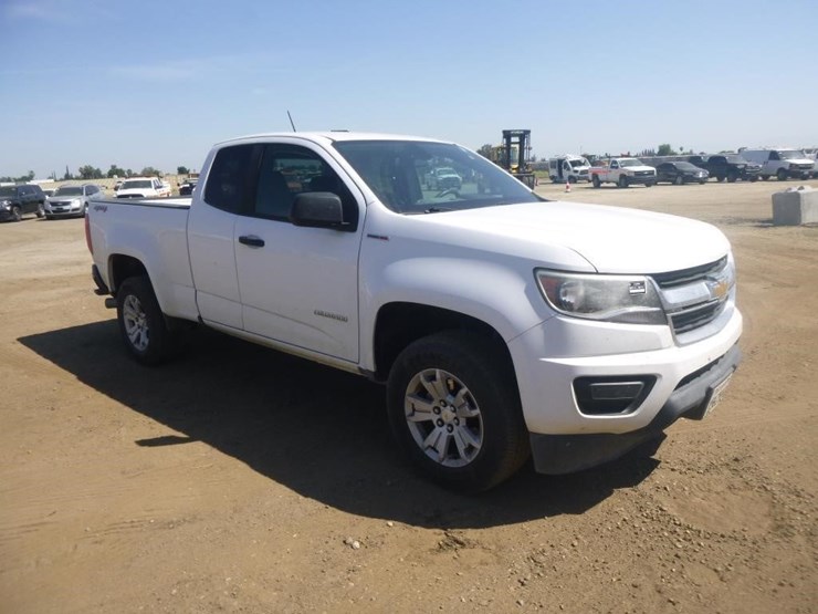 2019-chevrolet-colorado-image-3