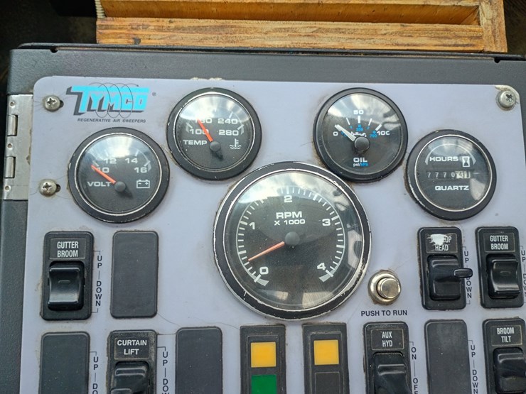 2015-international-durastar-4300-image-55