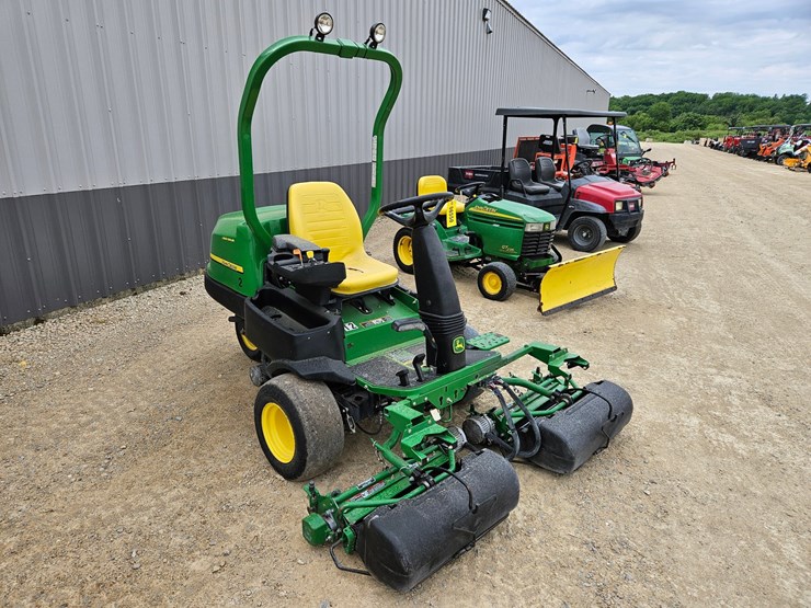 john-deere-2500e-image-7