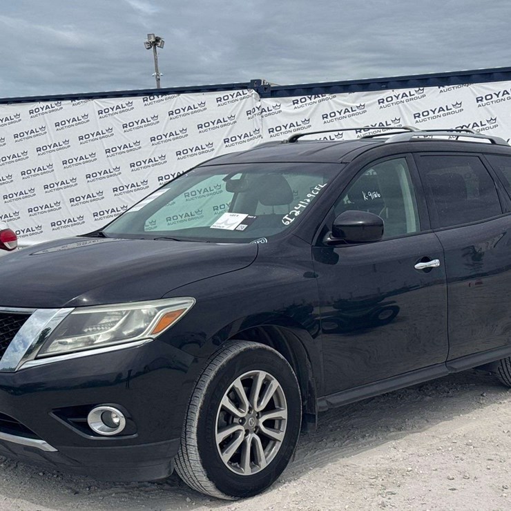 2016 NISSAN PATHFINDER
