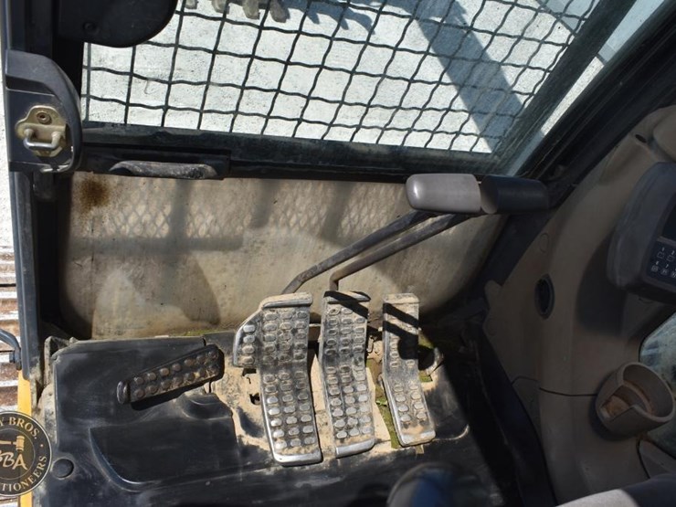 2010-deere-350d-lc-image-62
