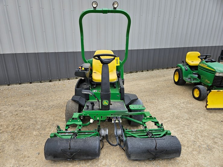 john-deere-2500e-image-8