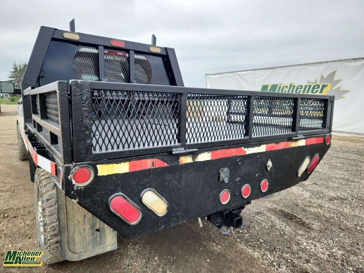 2011-dodge-3500-image-41
