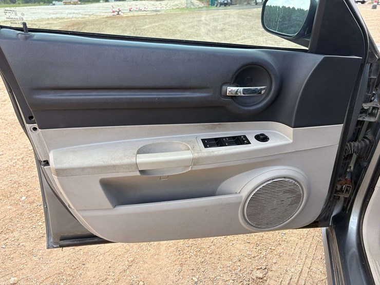 2007-dodge-magnum-4-door-wagon-(119,840-miles)-image-11