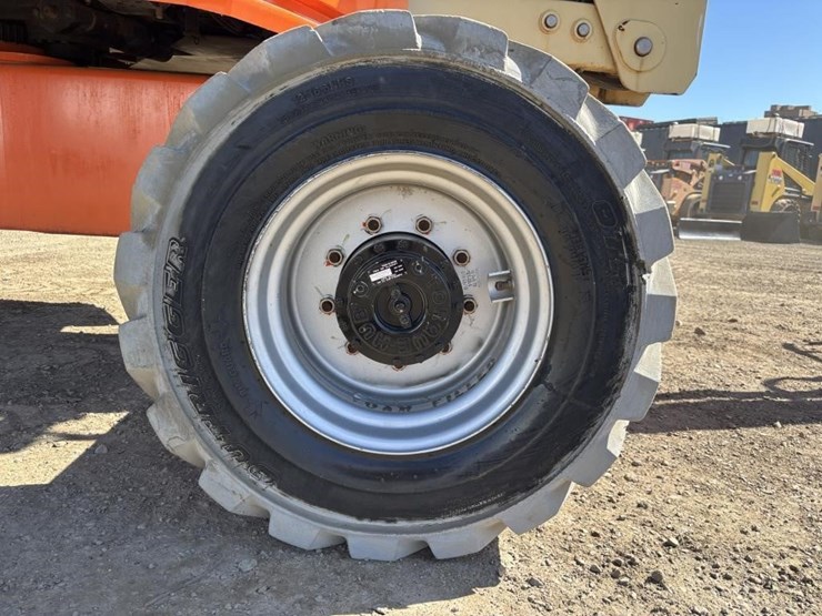 2019-jlg-450aj-image-22