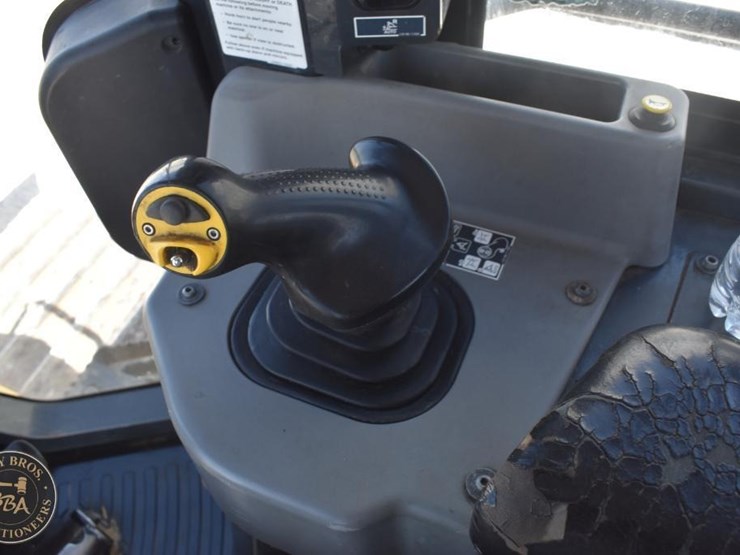 2019-komatsu-d51pxi-24-image-55