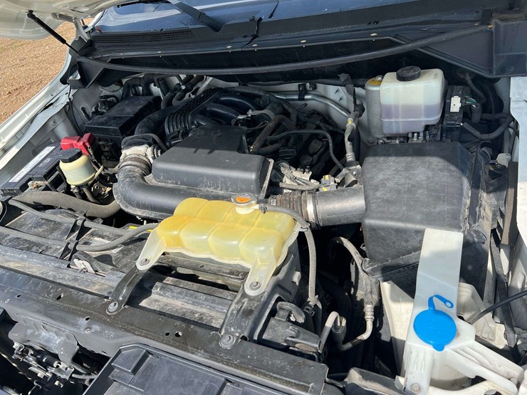 2018-utility-van-image-8