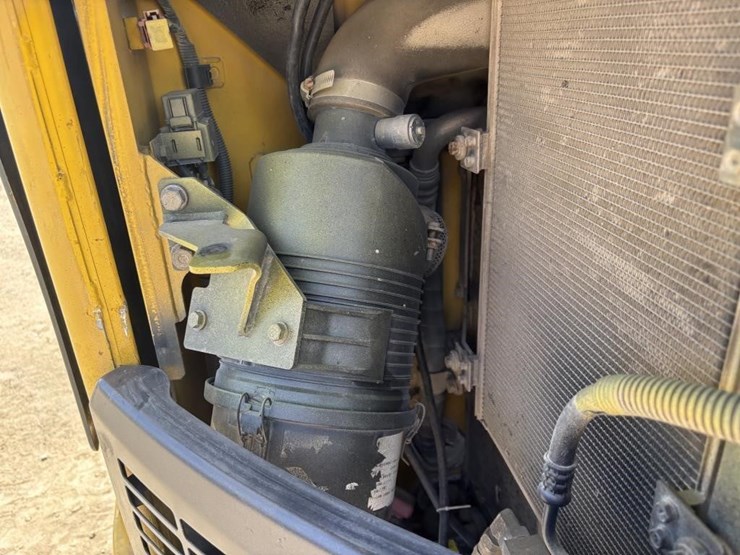 komatsu-pc78us-8-image-47