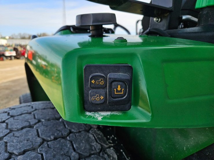 john-deere-4066r-image-16