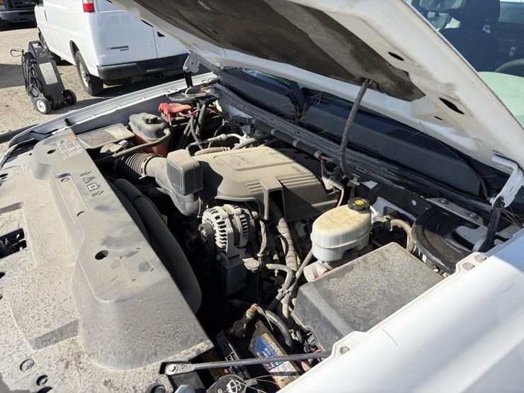 2012-gmc-3500hd-image-7