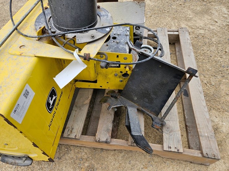 john-deere-44-image-10