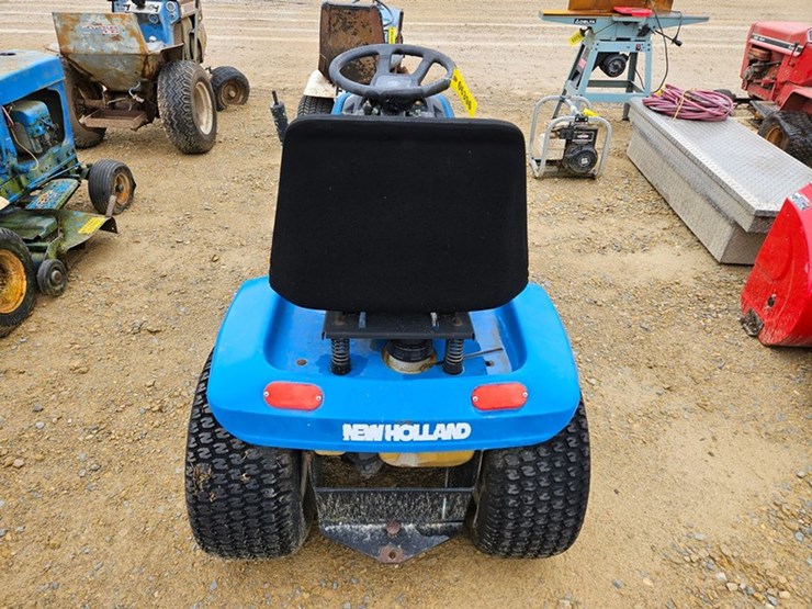 new-holland-45-image-4