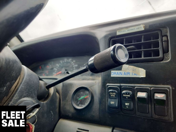 2007-ford-f750-image-25