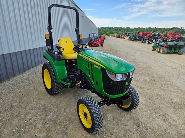 john-deere-2032r-image-7