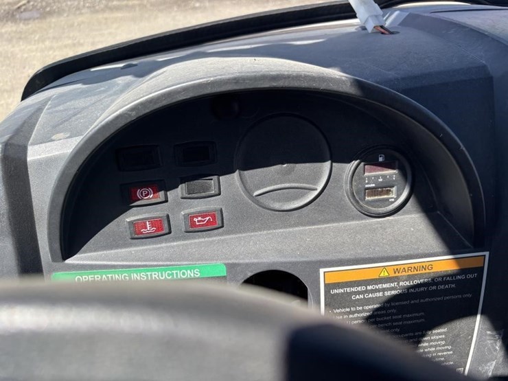 2020-club-car-carryall-1700-image-15