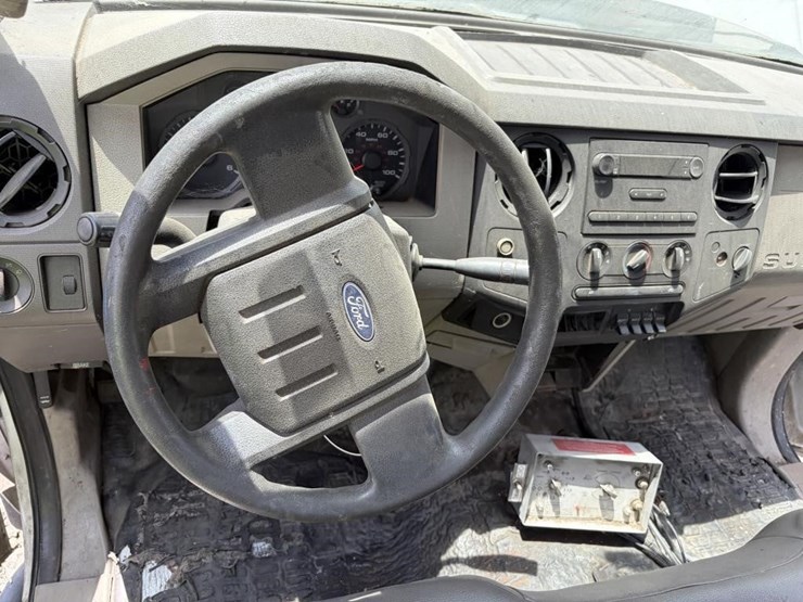 2008-ford-f450-image-19