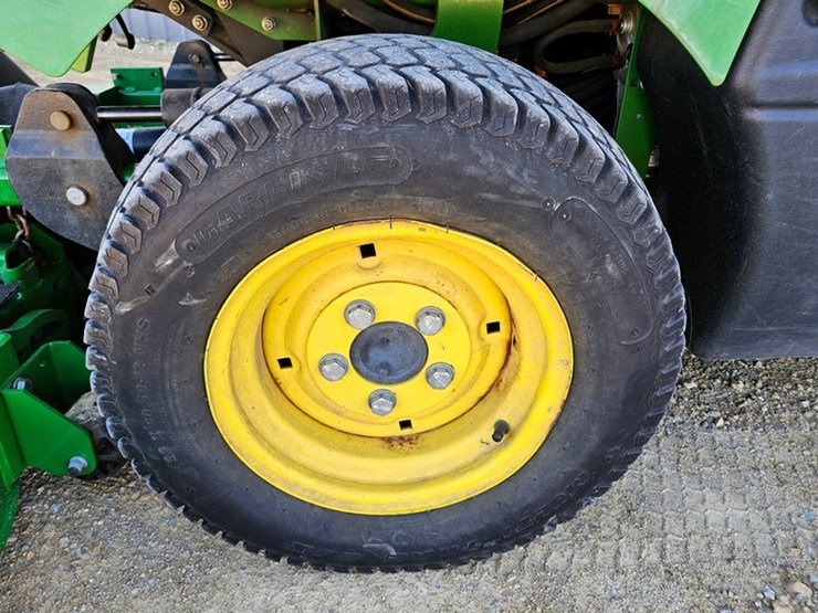 john-deere-1575-image-11
