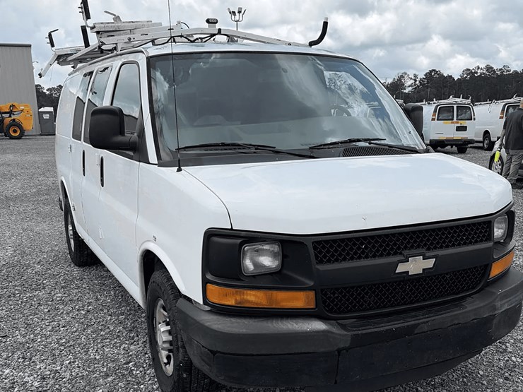 2006-ford-e250-image-1
