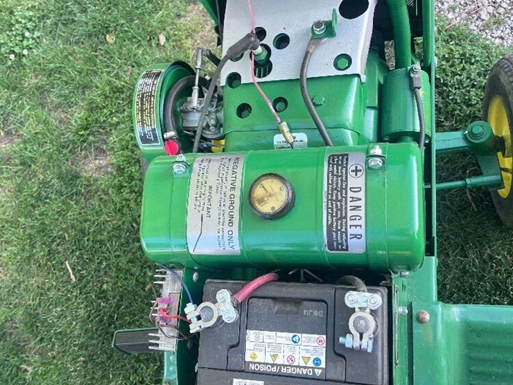 1968-john-deere-140-image-6