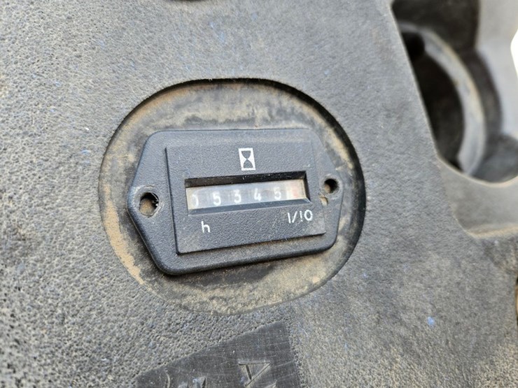 john-deere-3245c-image-21