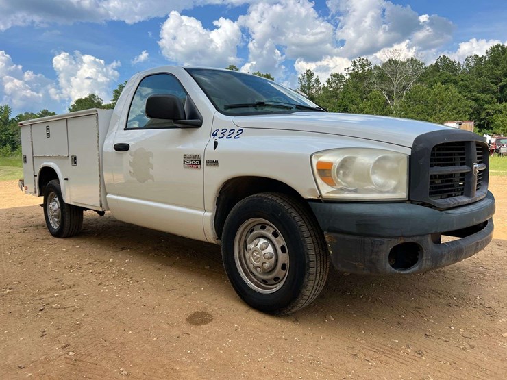 2008-dodge-ram-2500-image-4