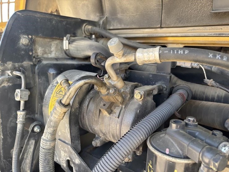 komatsu-pc78us-8-image-51